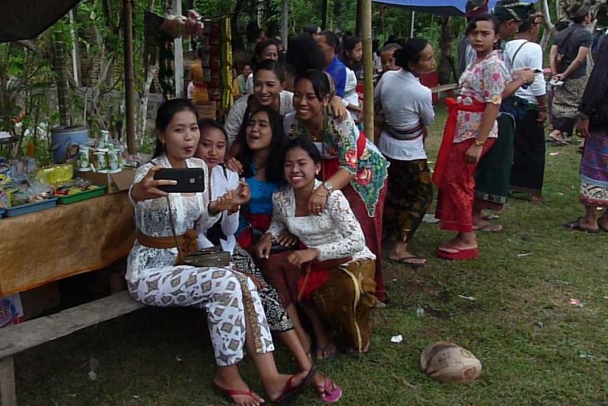 Fotka na památku, Bali, Indonésie