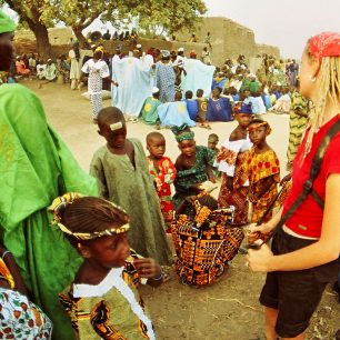 Obchod je základ, Afrika