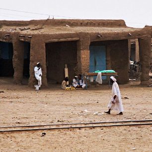 Značná část denního život se odehrává venku, Súdán