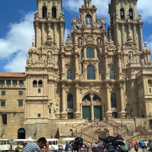 Mezicíl je dosažen – po 27 dnech přijíždím před katedrálu v Santiago de Compostela