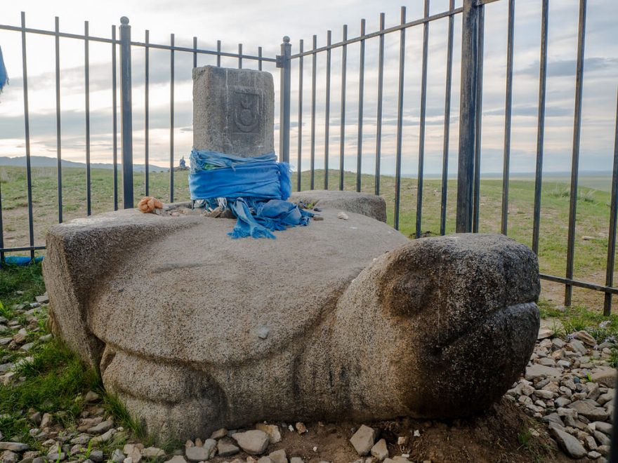 Jedna z hraničních želv, Charchorin, Mongolsko