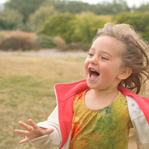 Dělejte často pauzy, aby se dítě (i vy) mohlo protáhnout