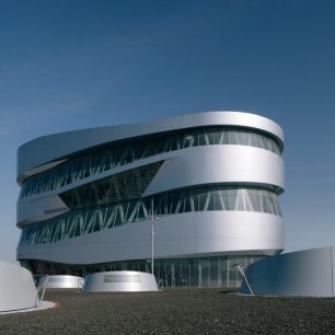 Stuttgartské muzeum Mercedes-Benz