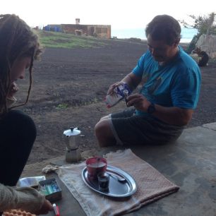 Snídaně s Josém a jeho psem v Cofete