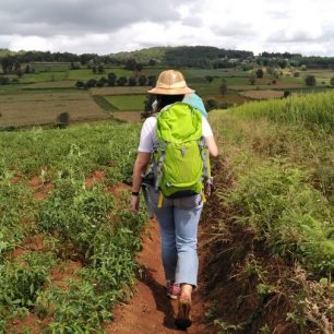 Turisté v Inle by měli vědět, že nová turistická infrastruktura někdy vzniká na úkor malých farmářů a v rozporu s právy místních obyvatel