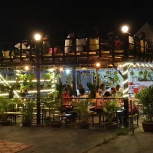 Noční trhy v Kampotu