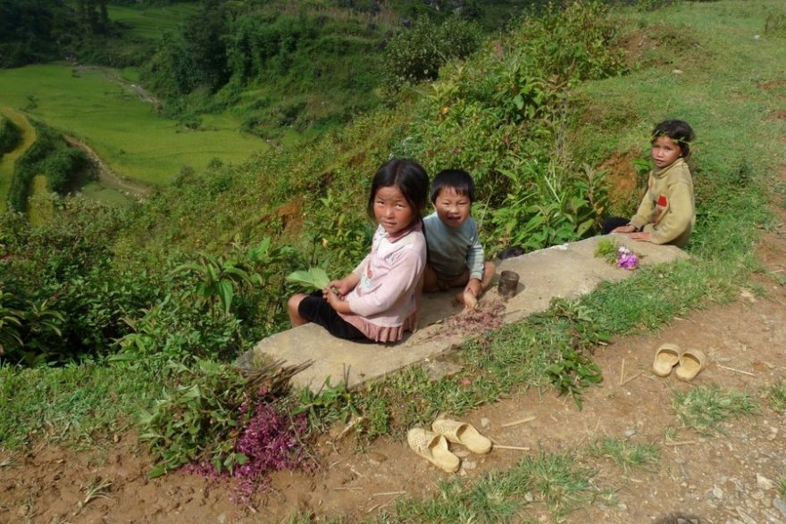 Děti v horách Sapa