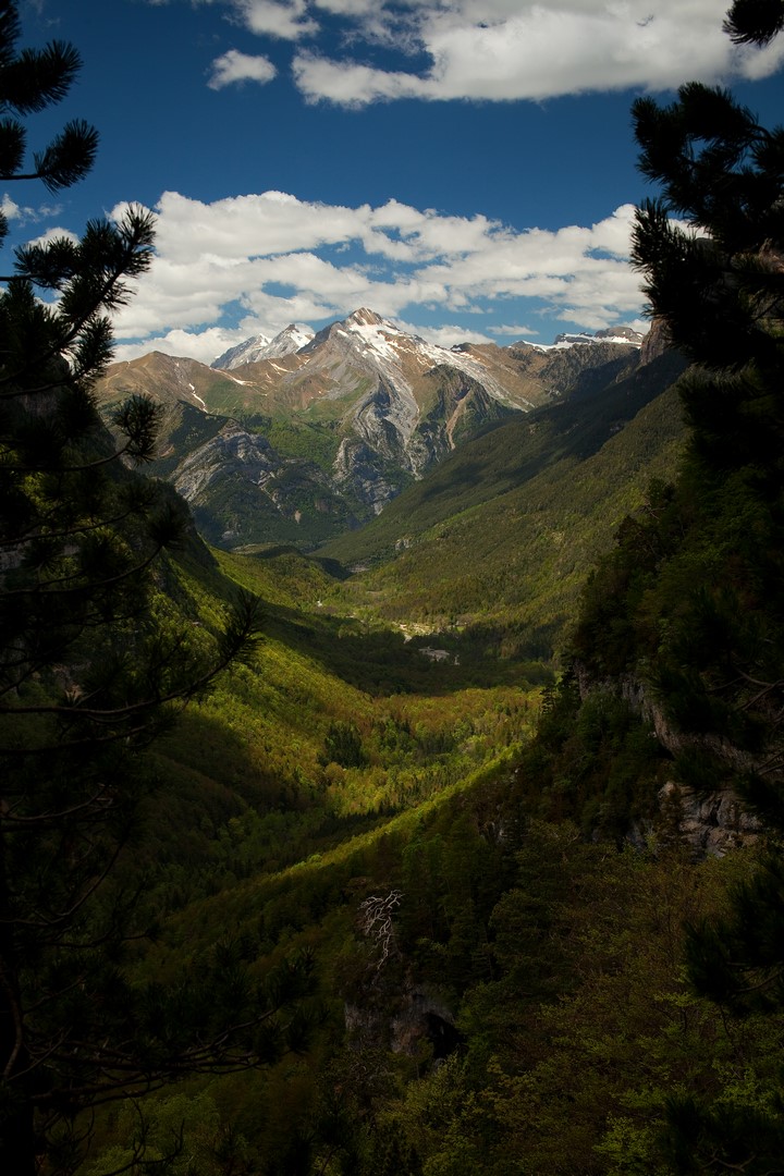 Každý kopec nám dává zabrat, ale výhledy, které se nám otevírají, stojí za tu námahu