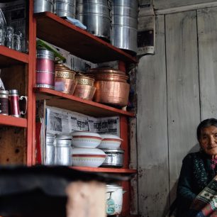 V Nepálu je běžné ubytovat se u místních, kde vám k jídlu nabídnout tradiční dal bhát