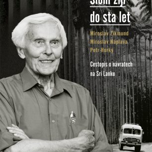 Sloni žijí do sta let