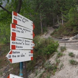 Cestou na Cima Sat, Lago di Garda