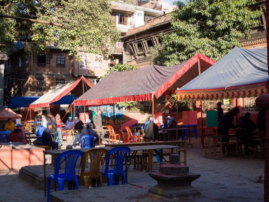 Volební stánky se připravují i v hlavním měst, Káthmándú, Nepál