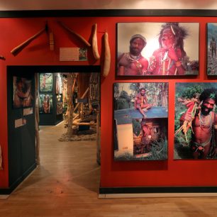 Foto z výstavy Tajemná Indonésie