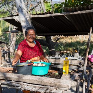 K obědu si dejte jedině čerstvou rybu s rýží…, Atauro, Timor Leste
