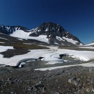 Zbytky sněhu neroztají ani do konce srpna