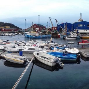 Malý přístav v Sissimiutu