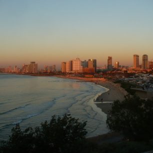 Pohled na Tel Aviv při západu slunce