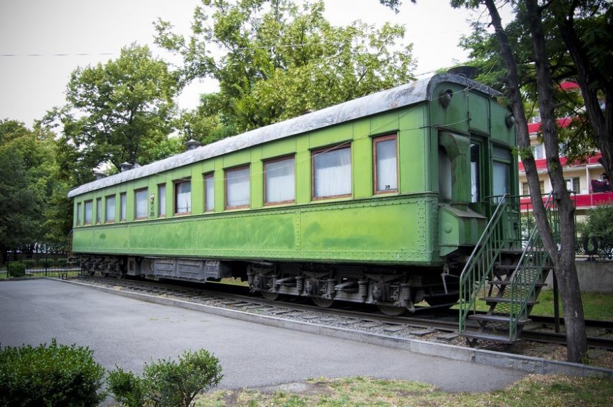 Součástí expozice je Stalinův osobní železniční vagón