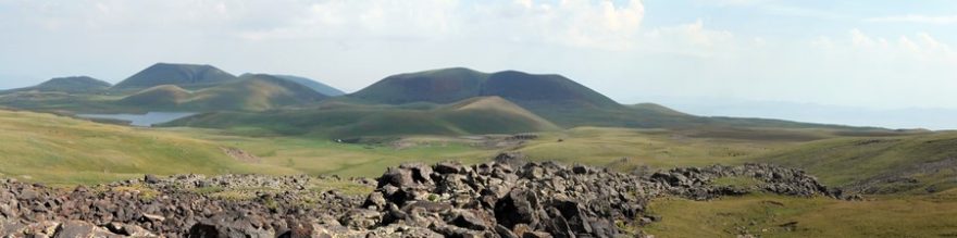 Pohled na Geghamské hory