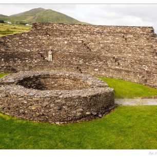 Opevněné bydlení pro jeden zemanský rod, údajně i 60 lidí s dobytkem. Jiný Fort jen o 300 m vedle