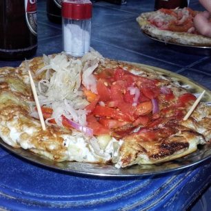 Chipsy mayayi, aneb hranolky s vajíčkem, si získají snad každého