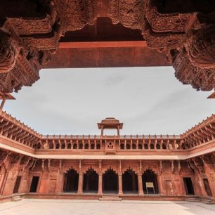 Červená pevnost Agra Fort