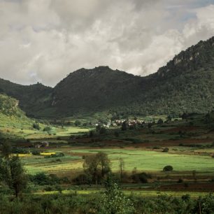 Scenérie, které se vám otevírají v průběhu treku, jsou dechberoucí a nabízejí mnoho typů krajiny.