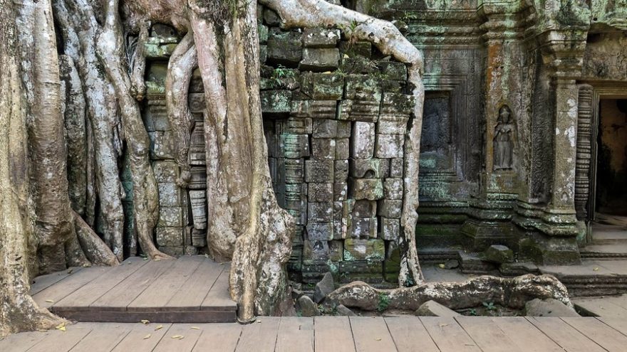 Mystickou atmosférou dýchá impozantní rozsáhlý chrámový komplex Ta Prohm