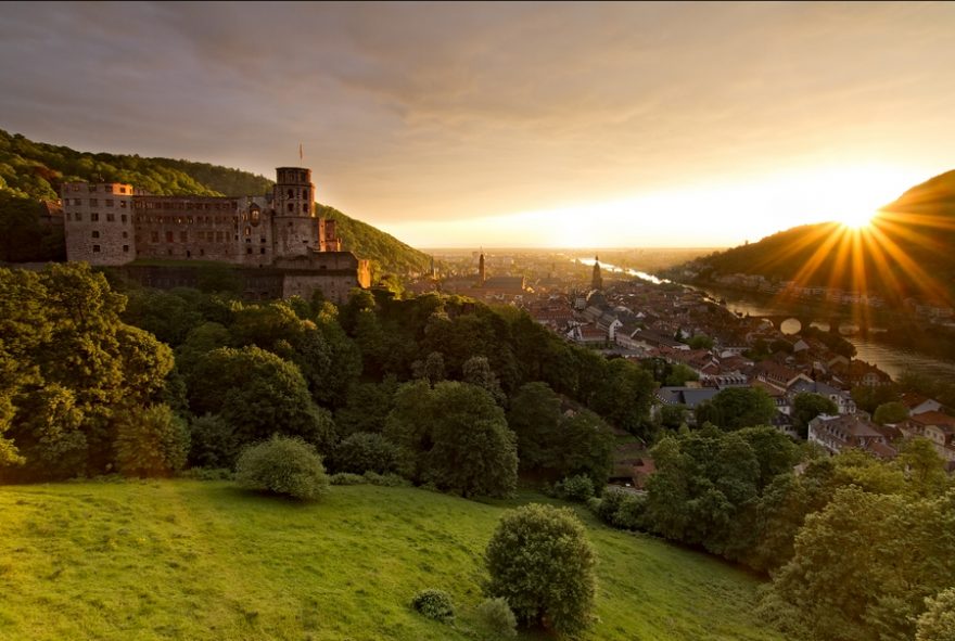 Heidelberg na řece Neckar při západu slunce / F: Markus Pioro