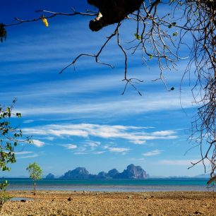 Výhled ze severního pobřeží ostrova Ko Muk