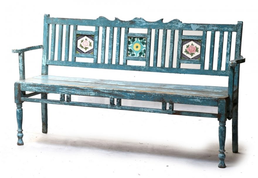 SANU BABU do Čech dováží originální kusy nábytku z Indie