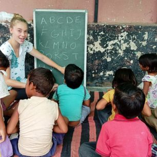 Sankalp volunteer v Asii