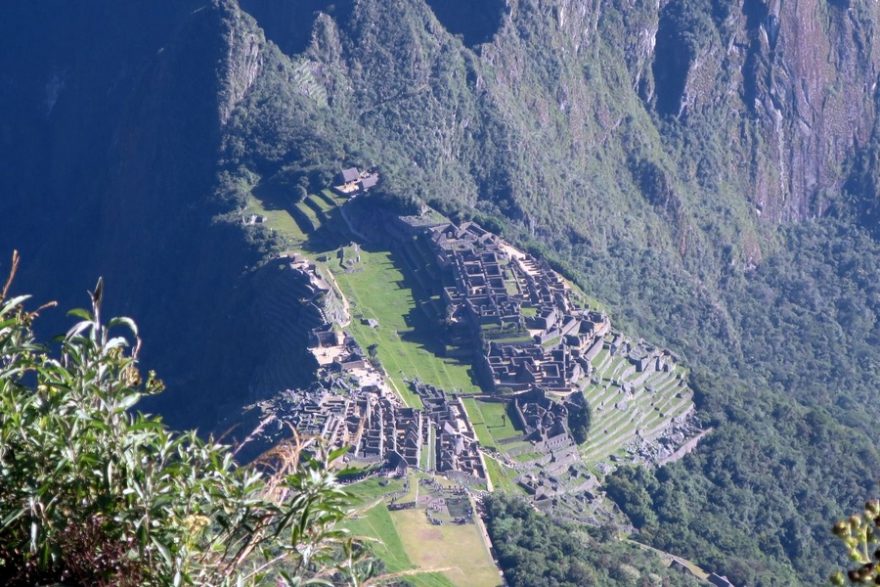 Pohled z Machu Picchu na Wayna Picchu