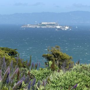 Na Alcatraz jsem se nevydala záměrně, ale měli byste vidět ty davy, co se tam táhly - vyprodáno na týdny dopředu