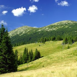 Masív Syvuly, nejvyšší části opuštěných Gorgan