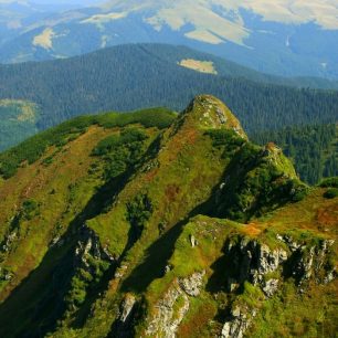 Huculské Alpy s nejvyšším bodem Pop Ivanem Trebušanským připomínají svým reliéfem slovenské Roháče 