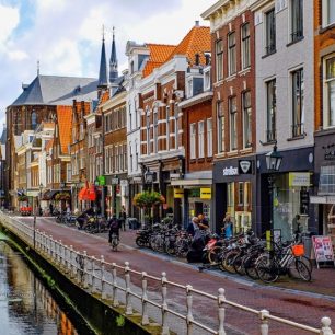 Delft je malé a velmi roztomilé městečko 