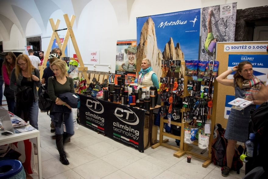 Na festivalu OBZORY můžete vybírat z množství outdoorového vybavení