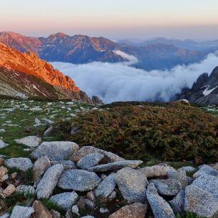 Západ slunce na hřebenech
