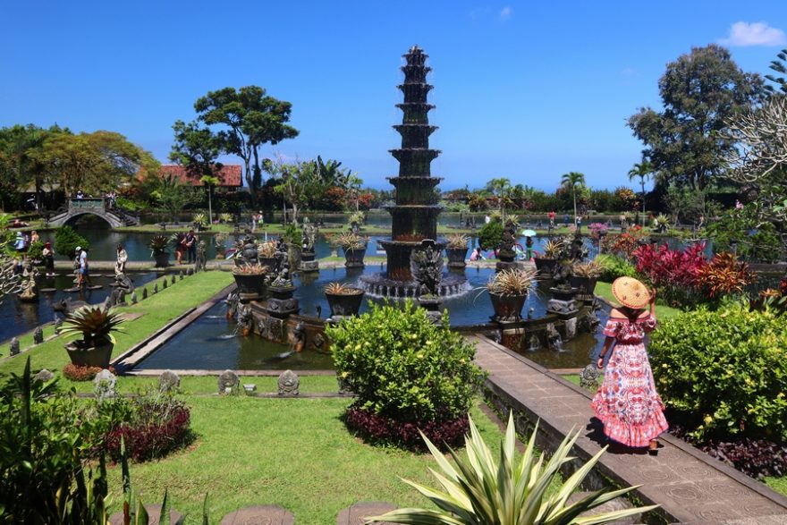 Vodní zahrady Tirta Ganggase jsou rájem pro relaxaci a odpočinek