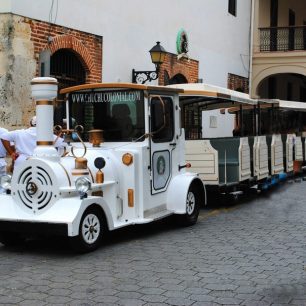 Město Santo Domingo můžete projet i vláčkem ChuChu