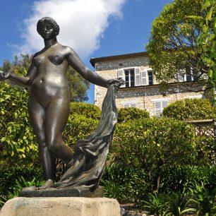 Dílo Renoira, Nice, Francie