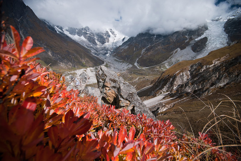 V horách, Nepál
